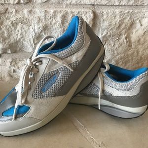 MBT Exercise Sneakers